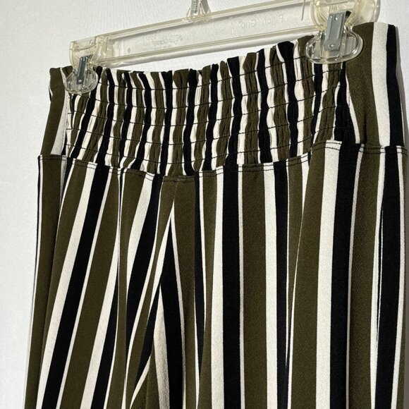 Express One Eleven Matching Set High Waisted - Picture 7 of 8